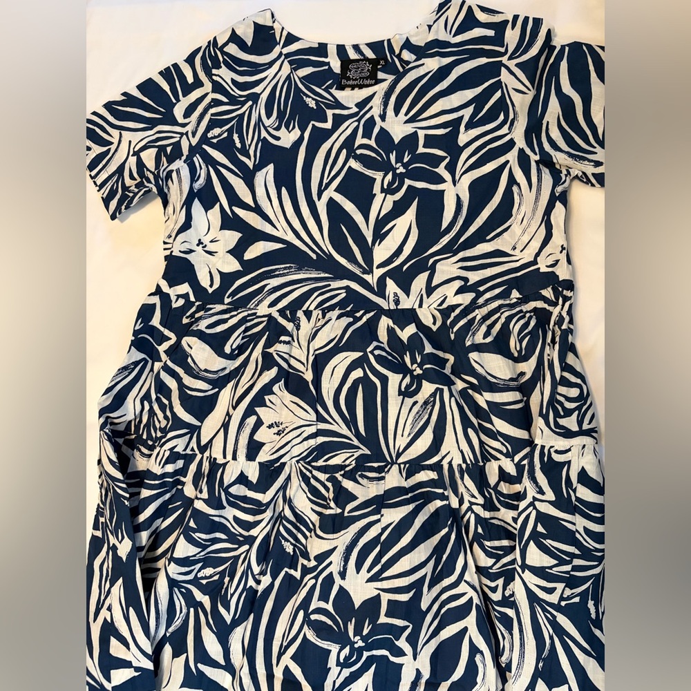 XL Blue Floral Maxi Dress With Pockets Boho Tiered Short Sleeve